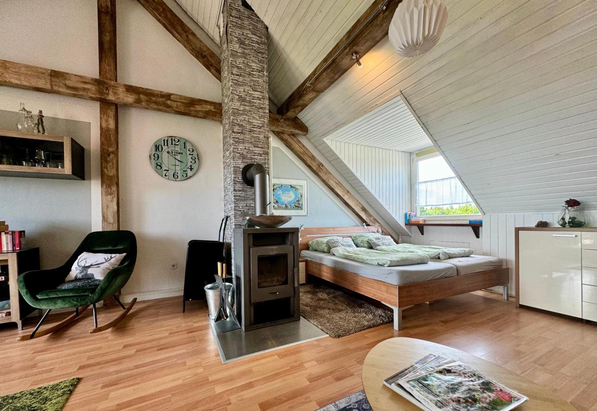 Hof Vierzehnender Im Hohen Venn - 70Qm Fachwerk-Studio - Grosses Wohn-Schlafzimmer Mit Dachterrasse Und Kaminofen - Separate Kueche - Perfekt Fuer Paare - Monschau - Eifel - Hunde Willkommen - Islandpferde Екстер'єр фото